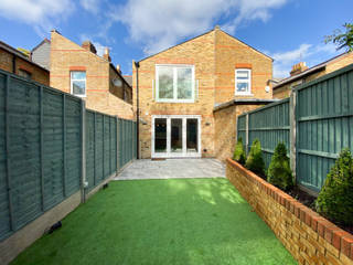 New Build Queens Road, Windsor, The Market Design & Build The Market Design & Build 排屋