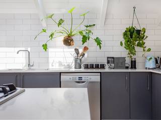 Cape Town Heritage Renovation, Holloway and Davel architects Holloway and Davel architects Modern kitchen