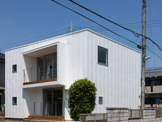 茂呂山の家, SPACE DESIGN STUDIO SPACE DESIGN STUDIO Multi-Family house Aluminium/Zinc