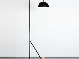 Topple Floor Lamp, Talö Furniture Talö Furniture Salones de estilo industrial Hierro/Acero
