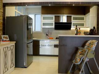 Modern & Elegant Apartment, Cee Bee Design Studio Cee Bee Design Studio Cocinas de estilo clásico