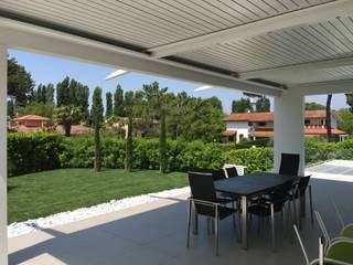 pergola bioclimatica autoportante su misura, unica living design unica living design بيت زجاجي الألومنيوم / الزنك