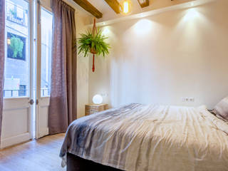 Apartamento en el Raval, Barcelona, Shani Eck Shani Eck Camera da letto eclettica