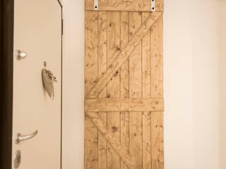 Shabby chic, Progetto Ristrutturare srl Progetto Ristrutturare srl Country style doors Wood Wood effect