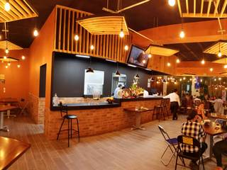 RESTAURANTE SAN JUANAS , ConstruTech & Technology BIM ConstruTech & Technology BIM 주방 설비 우드 우드 그레인