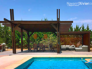 Disfruta el máximo del jardín, NavarrOlivier NavarrOlivier Balkon, Beranda & Teras Modern Kayu Wood effect