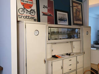 Appartamento AV, Studio Zay Architecture & Design Studio Zay Architecture & Design Eclectic style kitchen Wood White