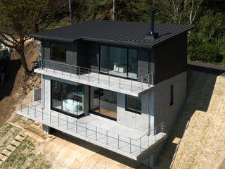 崖の別荘, Atelier Square Atelier Square Modern Houses Slate Black