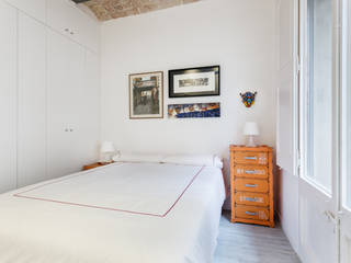 Bassegoda 25 Bcn, QR+P arquitectura QR+P arquitectura Small bedroom