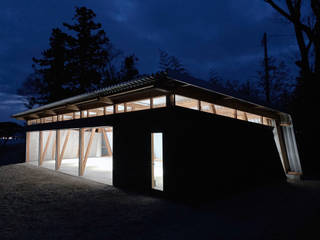 角田の木造ガレージ, 宇和建築設計事務所 宇和建築設計事務所 Prefabricated Garage Wood Wood effect