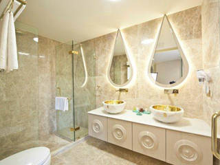 homify Modern bathroom