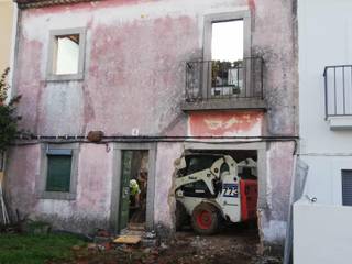 Remodelação de Moradia em Lisboa (em curso), TERRALAVANDA - Unipessoal, Lda. TERRALAVANDA - Unipessoal, Lda.