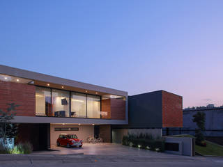 CASA BR, PAIR Arquitectura PAIR Arquitectura 一戸建て住宅 コンクリート