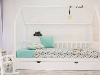 Kids rooms, Oloft Oloft Dormitorios de niños Madera maciza Multicolor