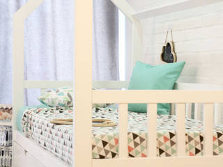 Kids rooms, Oloft Oloft غرفة نوم أولاد خشب نقي Multicolored