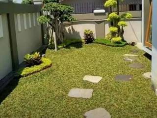 Taman minimalis serta iluatrasi biaya pembuatan taman, TUKANG TAMAN SURABAYA TUKANG TAMAN SURABAYA Front garden سندھ Wood effect
