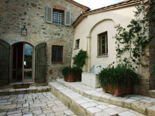 Restauro di una colonica in Chianti, Studio Architetto Pontello Studio Architetto Pontello Landhaus