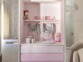 Quarto de menina, DCC by Next arquitetura DCC by Next arquitetura Chambre fille Bois Effet bois