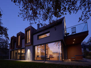 Haus_S_Eichenau, Architekt Steger Architekt Steger Casa unifamiliare Legno massello Variopinto