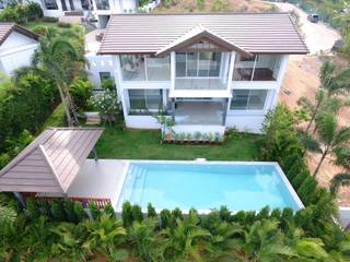 Villa Home, SIL Architects SIL Architects Villas Concrete White