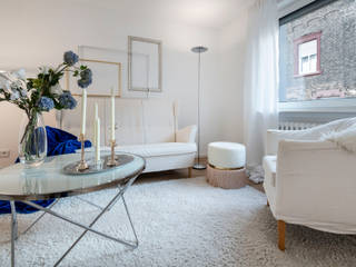 Shabby Chic Romantik, Cornelia Augustin Home Staging Cornelia Augustin Home Staging Wiejski salon