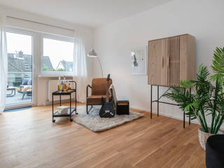 Nordic Simplicity, Cornelia Augustin Home Staging Cornelia Augustin Home Staging Salones escandinavos