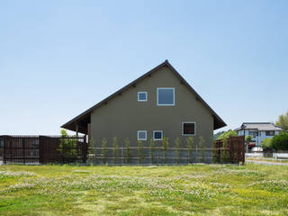 熊本の家, 山路哲生建築設計事務所 山路哲生建築設計事務所 Casas de estilo ecléctico