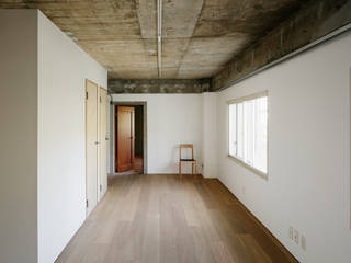 茶屋坂の窓, 山路哲生建築設計事務所 山路哲生建築設計事務所 Living room Wood Wood effect