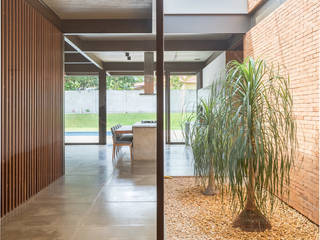 Casa 2x2, Mínimo Arquitetura e Design Mínimo Arquitetura e Design minimalist conservatory