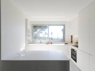 Cucina Minimal, Build Design Build Design Cocinas de estilo minimalista Piedra