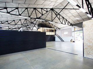 CARWASH Station, Laia Ubia Studio Laia Ubia Studio Espaços comerciais