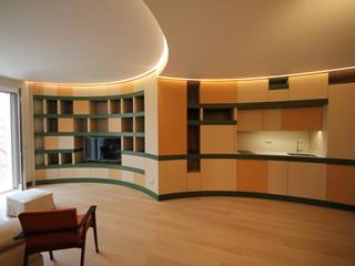 Una casa curva, Falegnameria Ferrari Falegnameria Ferrari 現代廚房設計點子、靈感&圖片