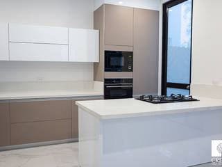 Rincón de la Viga - Cocina Blanca, Creare Vida EN Madera Creare Vida EN Madera Built-in kitchens Chipboard