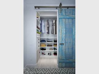 МОРСКАЯ РОМАНТИКА В ЛАСПИ, 52 М², Студия дизайна ROMANIUK DESIGN Студия дизайна ROMANIUK DESIGN Closets mediterrânicos