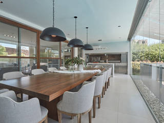 Diseño y Decoración Vivienda 400m2 Nordelta - Comedor, Home Staging Buenos Aires Home Staging Buenos Aires モダンデザインの ダイニング