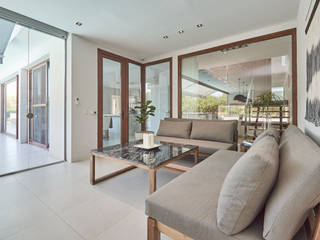 Diseño y Decoración Vivienda 400m2 Nordelta - Comedor, Home Staging Buenos Aires Home Staging Buenos Aires モダンデザインの ダイニング