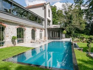 Spiegel-Infinity-Pool., Pool im Garten Pool im Garten Powierzchnie handlowe