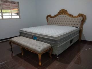 Cabeceira de Cama Clássica, Kaza Decor Tecidos e Decoração Kaza Decor Tecidos e Decoração Quartos clássicos Madeira Efeito de madeira