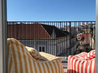 Pufes/terraço SAL Concept Store Varandas, marquises e terraços minimalistas