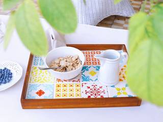 DECORAÇÃO / BASES , AZULEJOS DE FACHADA AZULEJOS DE FACHADA Modern style kitchen Tiles