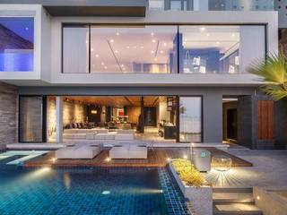 Luxury modern villa design in Dubai, UAE, Luxe design Luxe design Classic style walls & floors