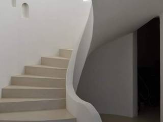 Villa bianca, Candela Resine srls Candela Resine srls Stairs
