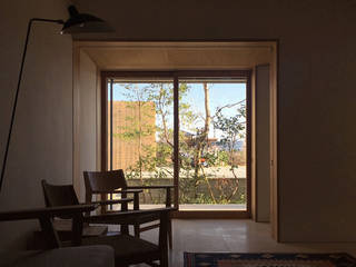 Roly Poly House , I 設計室 I 設計室 Livings de estilo moderno Madera Acabado en madera
