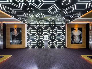 Hotel Boutique en Ciudad de México, MANUEL TORRES DESIGN MANUEL TORRES DESIGN Commercial spaces Wood Black