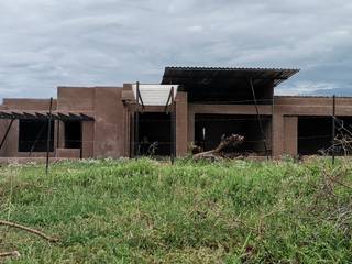 Ntsabeleng home, SAECFA Sustainable Architects Engineering Construction Firm of Africa (PTY)LTD SAECFA Sustainable Architects Engineering Construction Firm of Africa (PTY)LTD Casas modernas: Ideas, imágenes y decoración