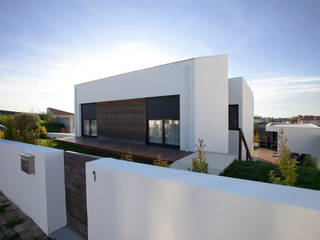 Casa unifamiliar de estilo moderno em Mafra, Wood Houses Wood Houses Wooden houses Wood Wood effect