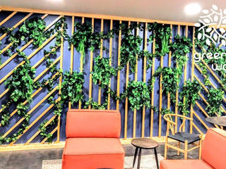 Green Walls; Muros Verdes Sintéticos, Flor de Piedra Jardines Verticales Flor de Piedra Jardines Verticales Phòng học/văn phòng phong cách nhiệt đới Nhựa