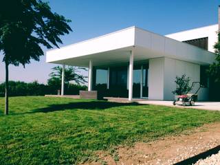 VIVIENDA CAÑAVERAL, ESTUDIO de ARQUITECTURA INTERIOR. Lorena GoYes ESTUDIO de ARQUITECTURA INTERIOR. Lorena GoYes Detached home