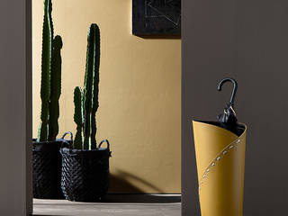 GIALLO...YELLOW, Limac Design Limac Design Livings modernos: Ideas, imágenes y decoración Cuero Amarillo
