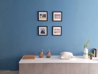 Monolocale al mare - (progetto di interior e decorazione), Silvia Ramalli | Stilista d'interni Silvia Ramalli | Stilista d'interni Modern corridor, hallway & stairs Wood Blue